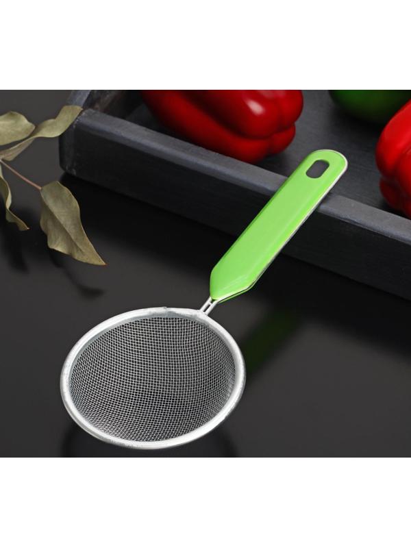 Сито с ручкой Доляна «Хозяюшка», d=8,5 см, цвет зелёный