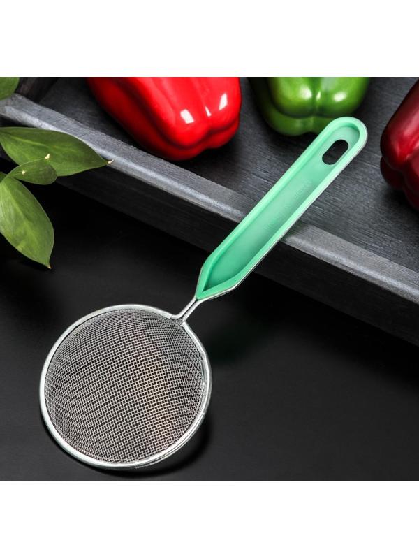 Сито с ручкой Доляна «Хозяюшка», d=8,5 см, цвет зелёный