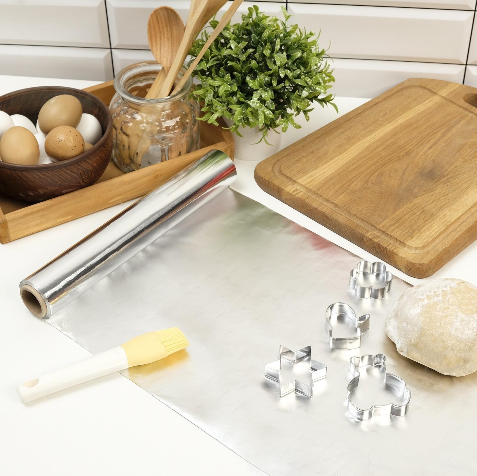 Фольга пищевая алюминиевая ,29 см х 10 м, 9 мкм