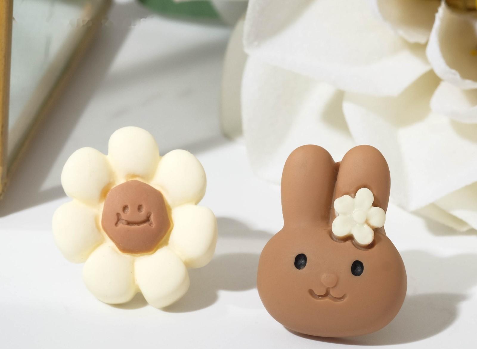 Серьги пластик 