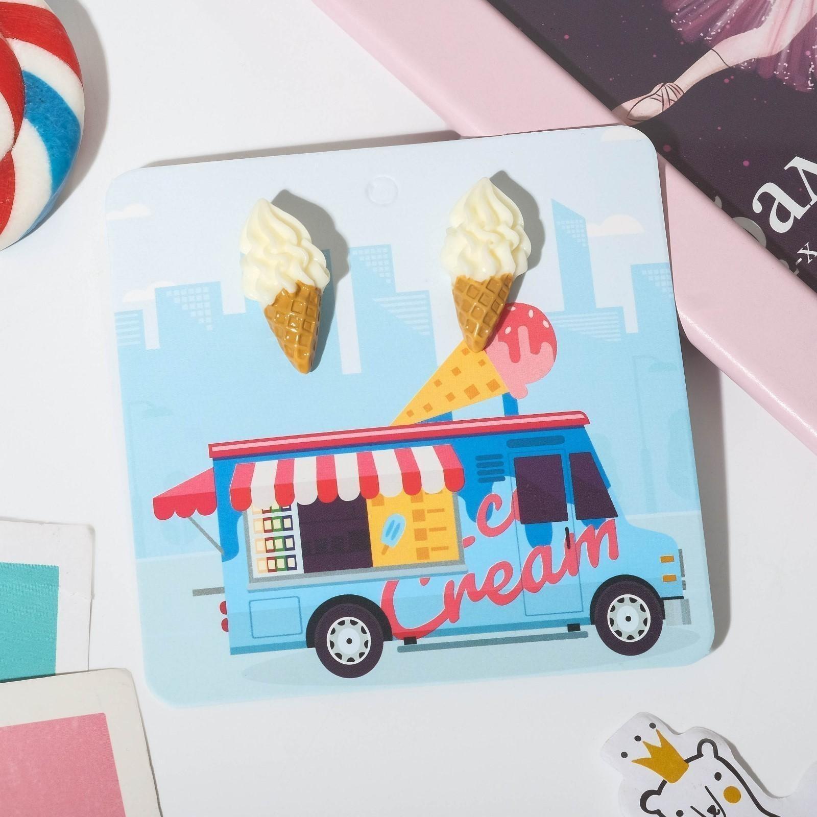 Серьги пластик 