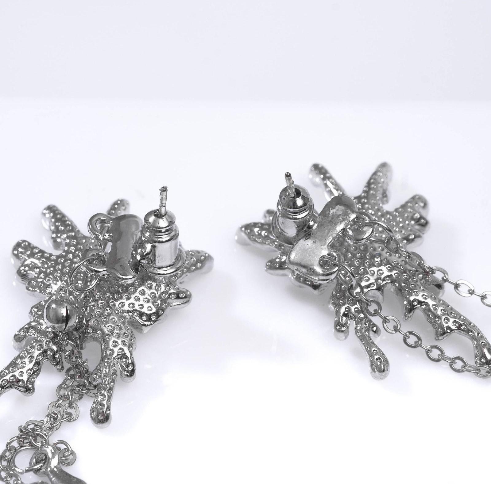 Серьги висячие со стразами 