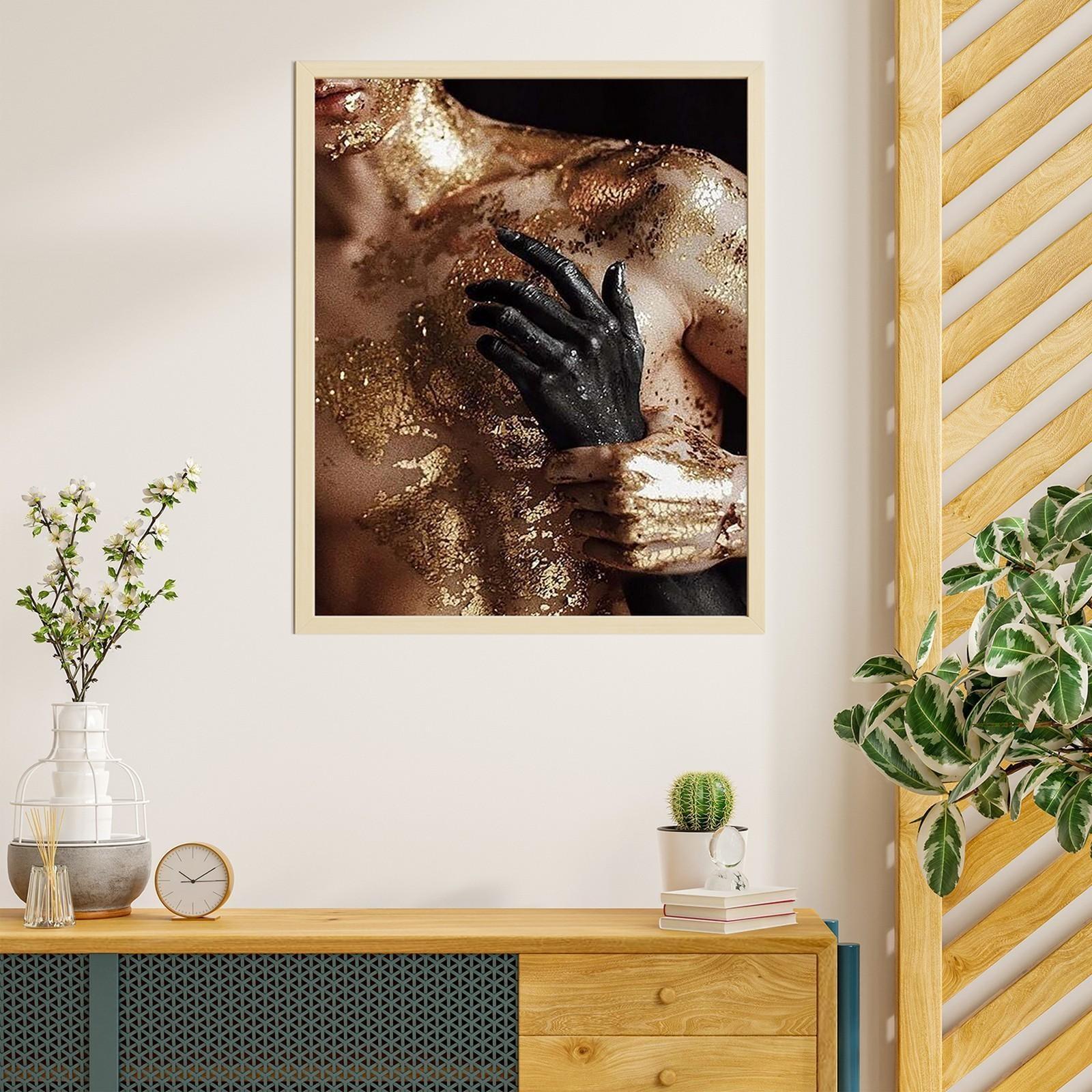 Картина по номерам с поталью 40 × 50 см «Драгоценное прикосновение» 18 цветов