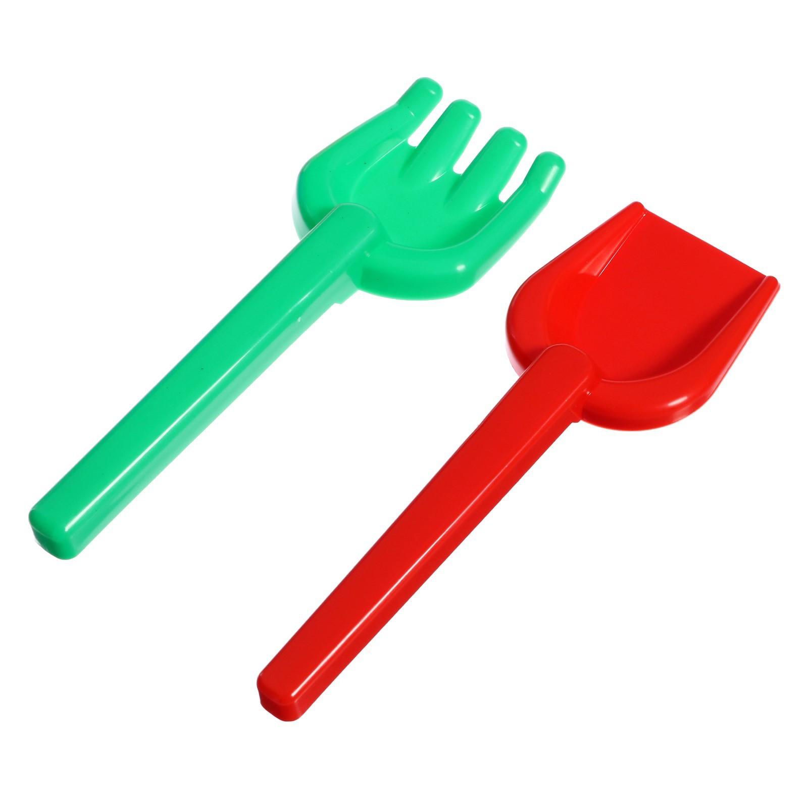 Песочный набор: ведёрко, лопатка, грабельки , 4 формочки