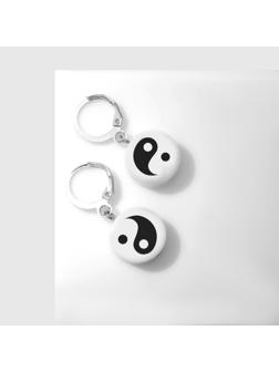 Серьги пластик 