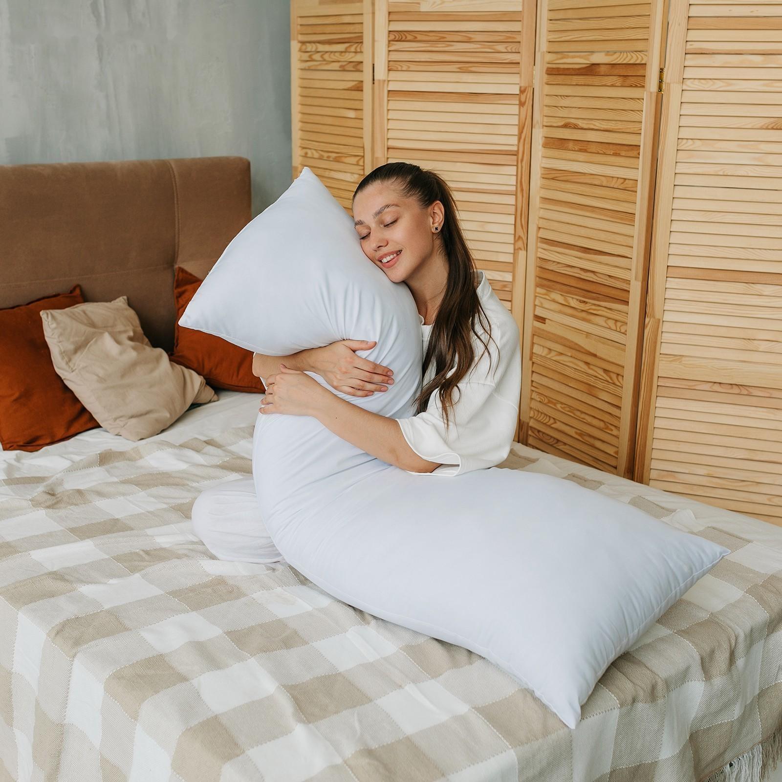 Подушка-обнимашка, белая