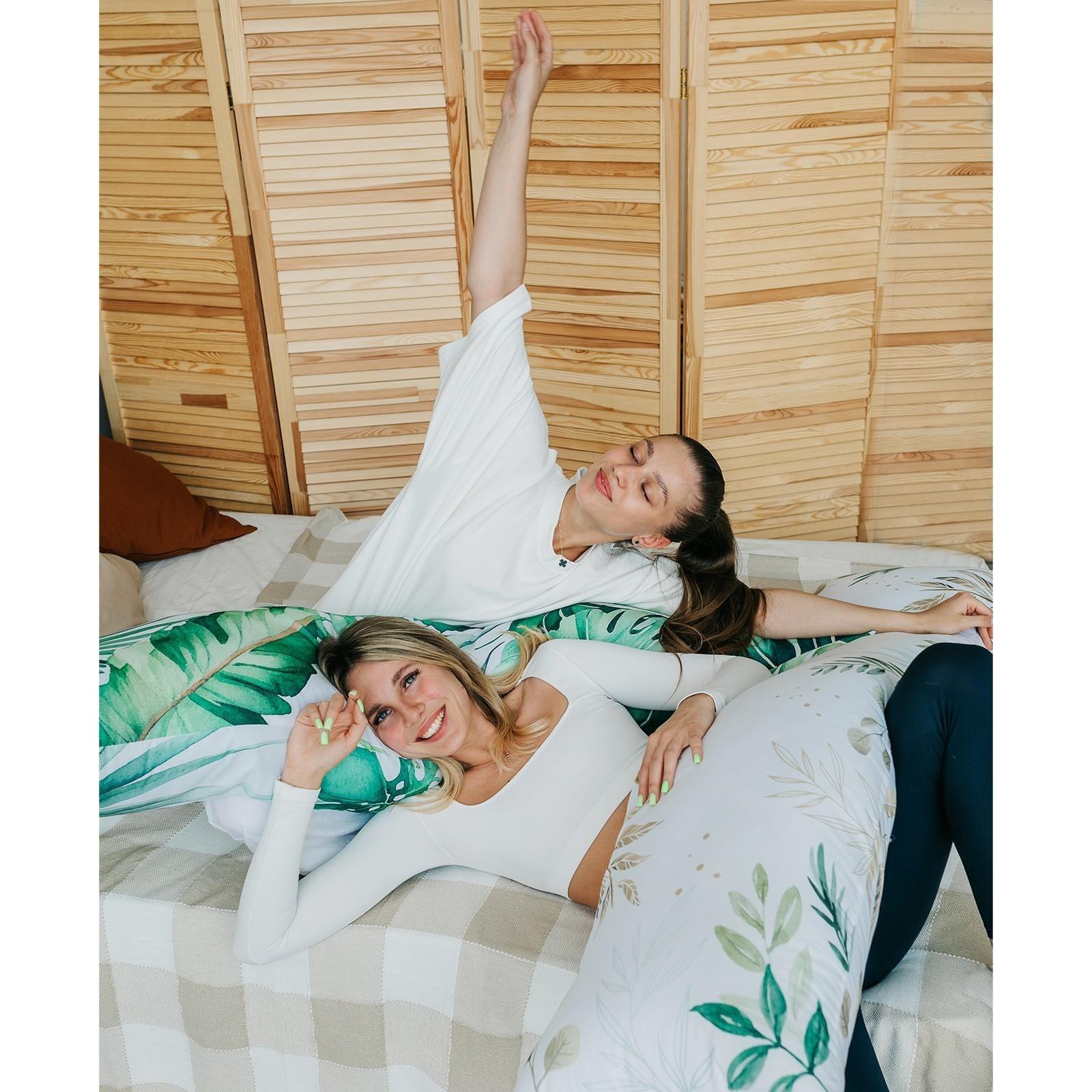 Подушка-обнимашка «Листья»