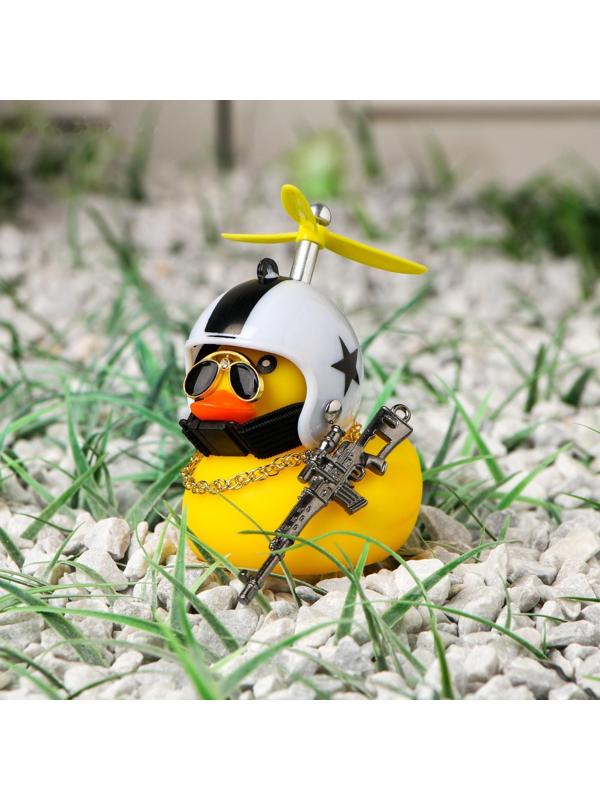 Утка с пропеллером желтая, звезда