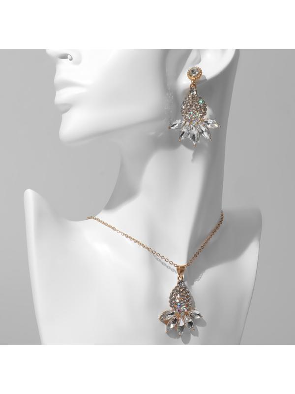 Гарнитур 2 предмета: серьги, кулон 