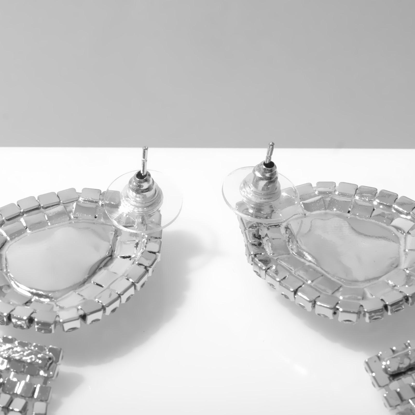 Серьги висячие со стразами 