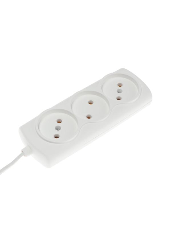 Удлинитель Luazon Lighting ECO, 3 розетки, 1.5 м, 6 А, 1300 Вт, ШВВП 2х0.5 мм2,без з/к,белый