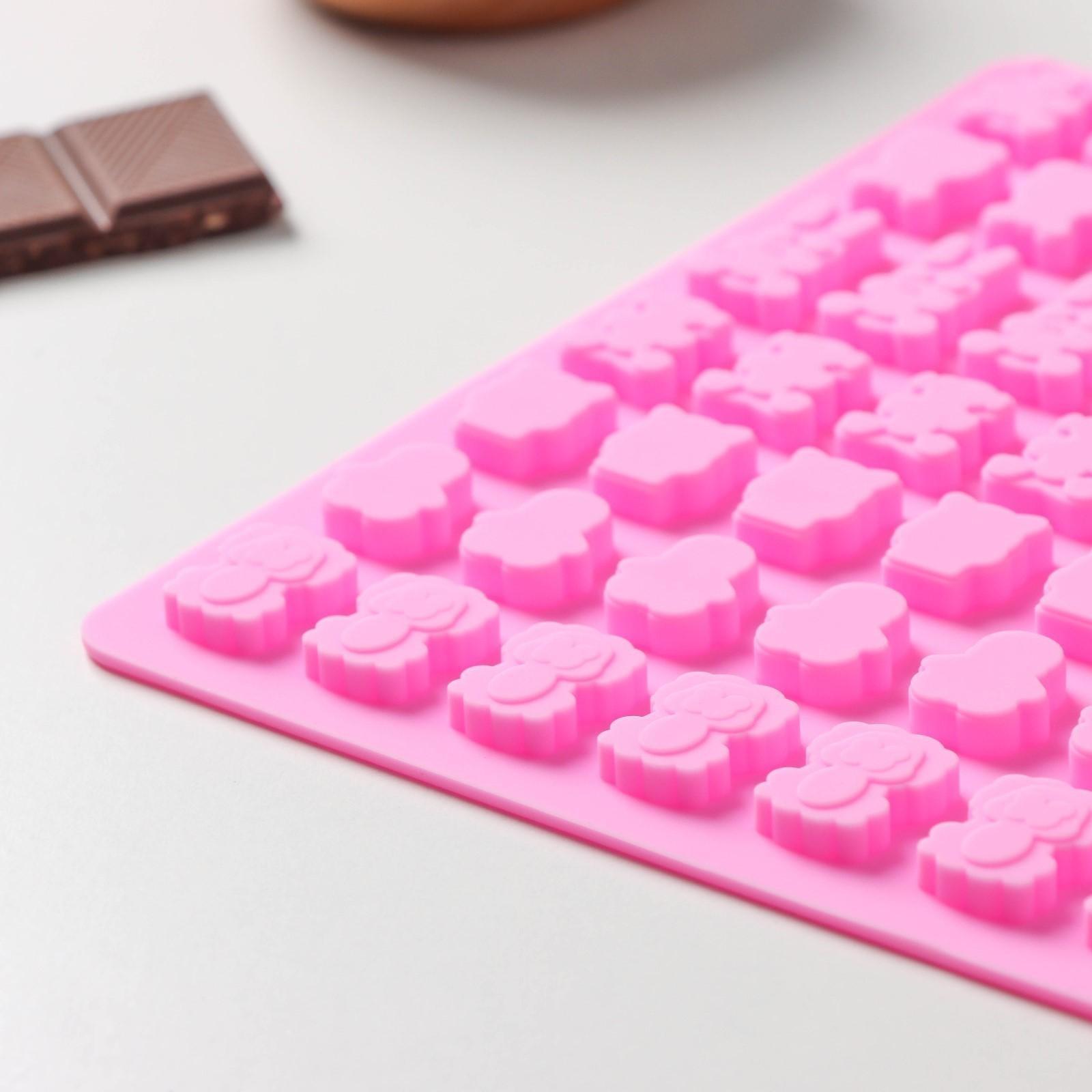 Форма силиконовая для мармелада Доляна «Зоопарк», 18,5×15×0,5 см, 49 ячеек (2×1,5 см), цвет розовый