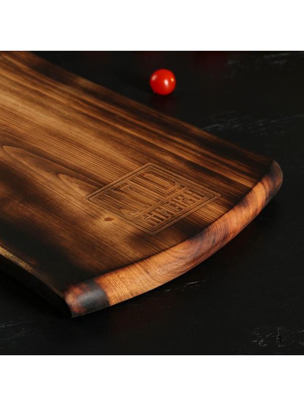 Разделочная доска в обжиге Wild Kitchen «Настоящий мужик пахнет шашлыком и дымом», цельный массив кедра