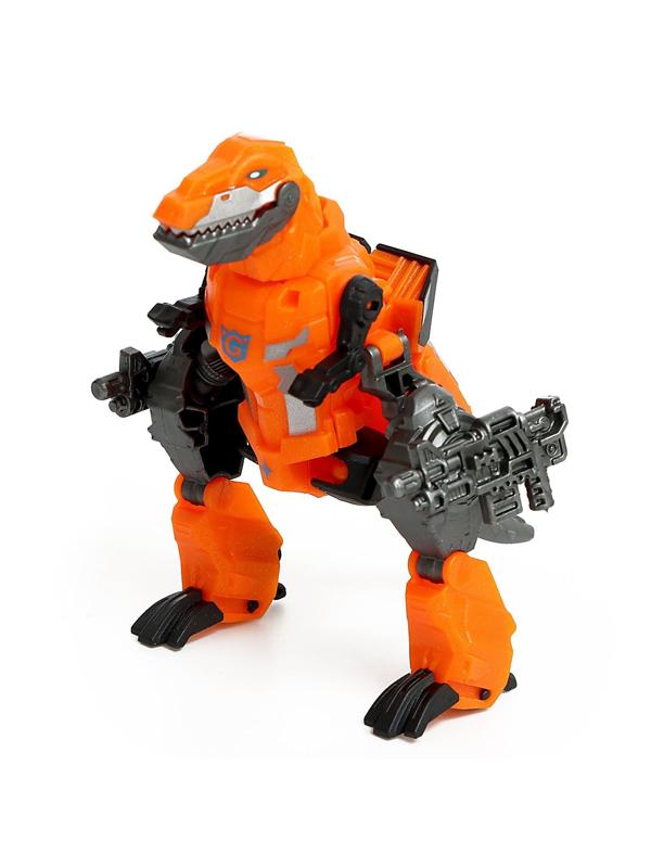 Робот «Динобот», трансформируется