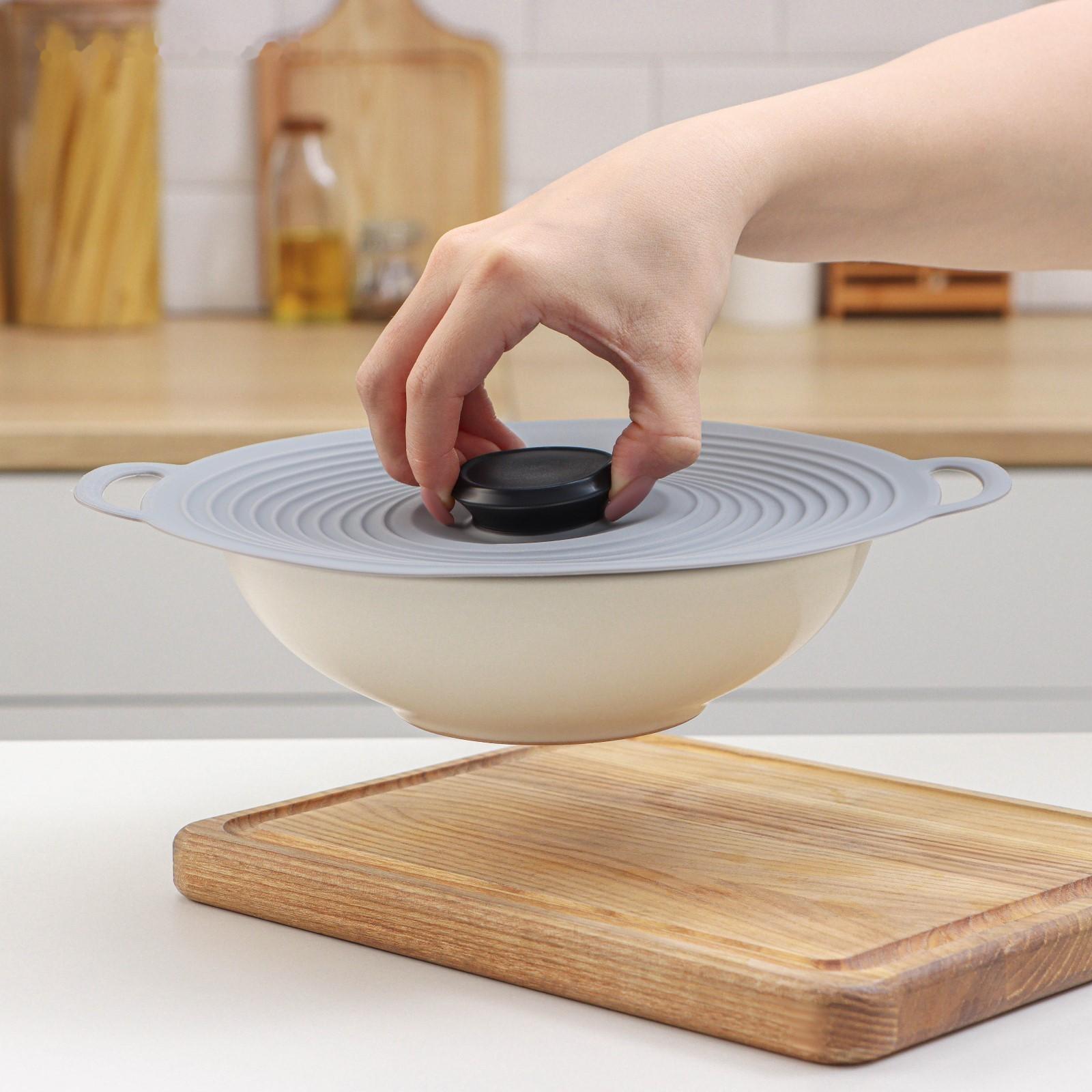 Силиконовая универсальная крышка Доляна, d=22,5 см, цвет серый