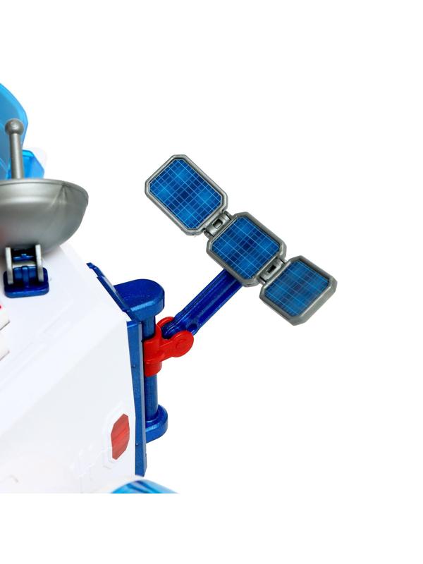 Парковка «Космическая станция»