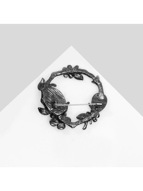 Брошь 