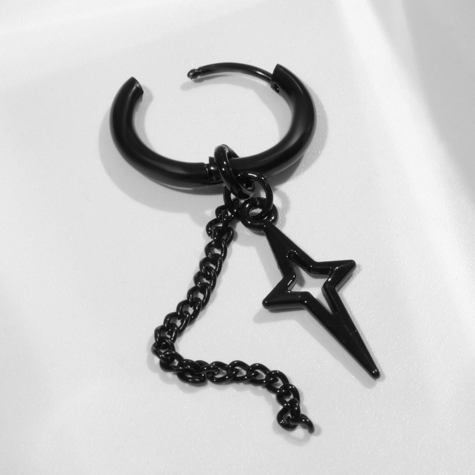 Пирсинг в ухо 