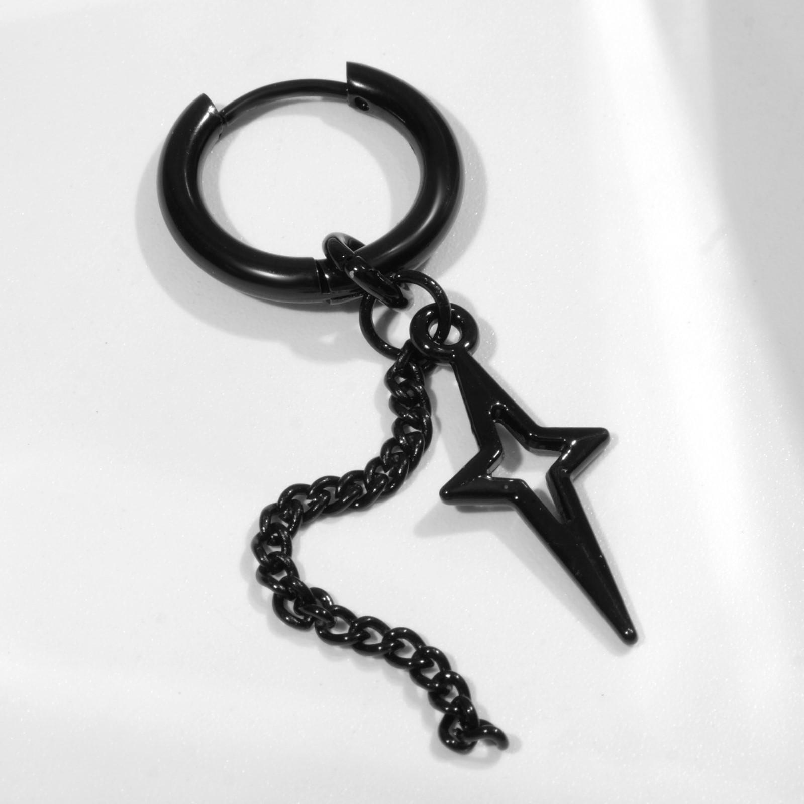 Пирсинг в ухо 