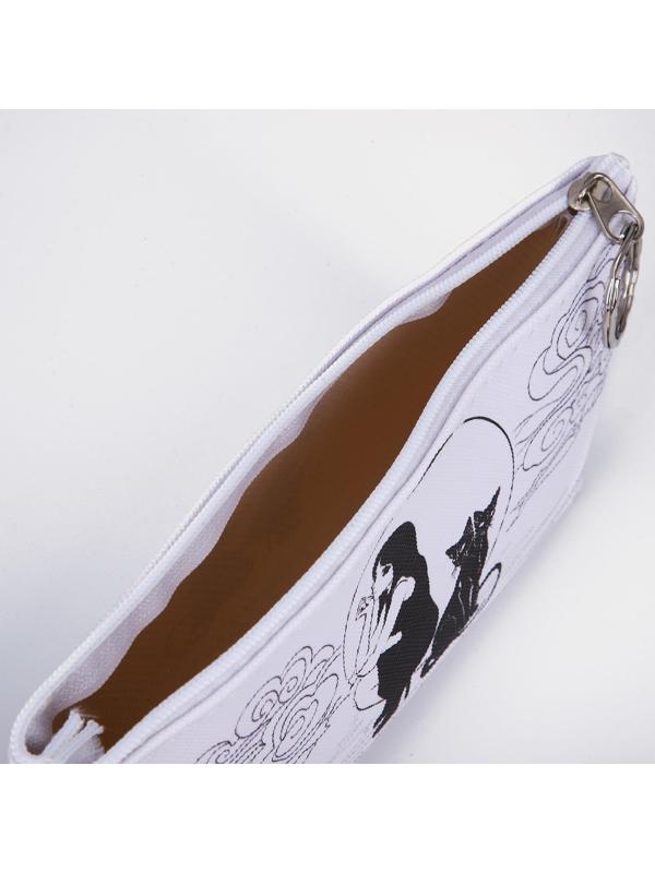 Косметичка-пенал на молнии, цвет белый