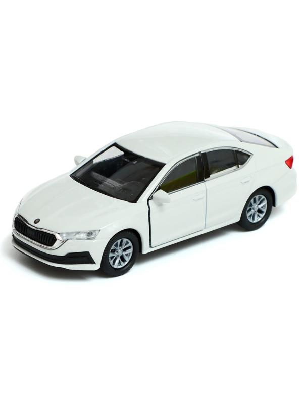 Модель машины Skoda Octavia IV, масштаб 1:38, МИКС