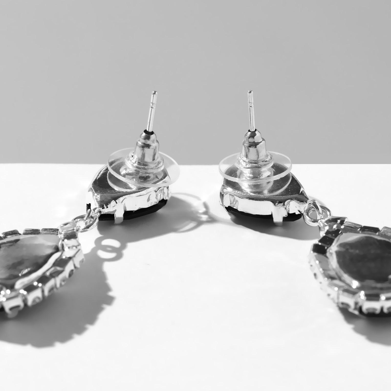 Серьги со стразами 