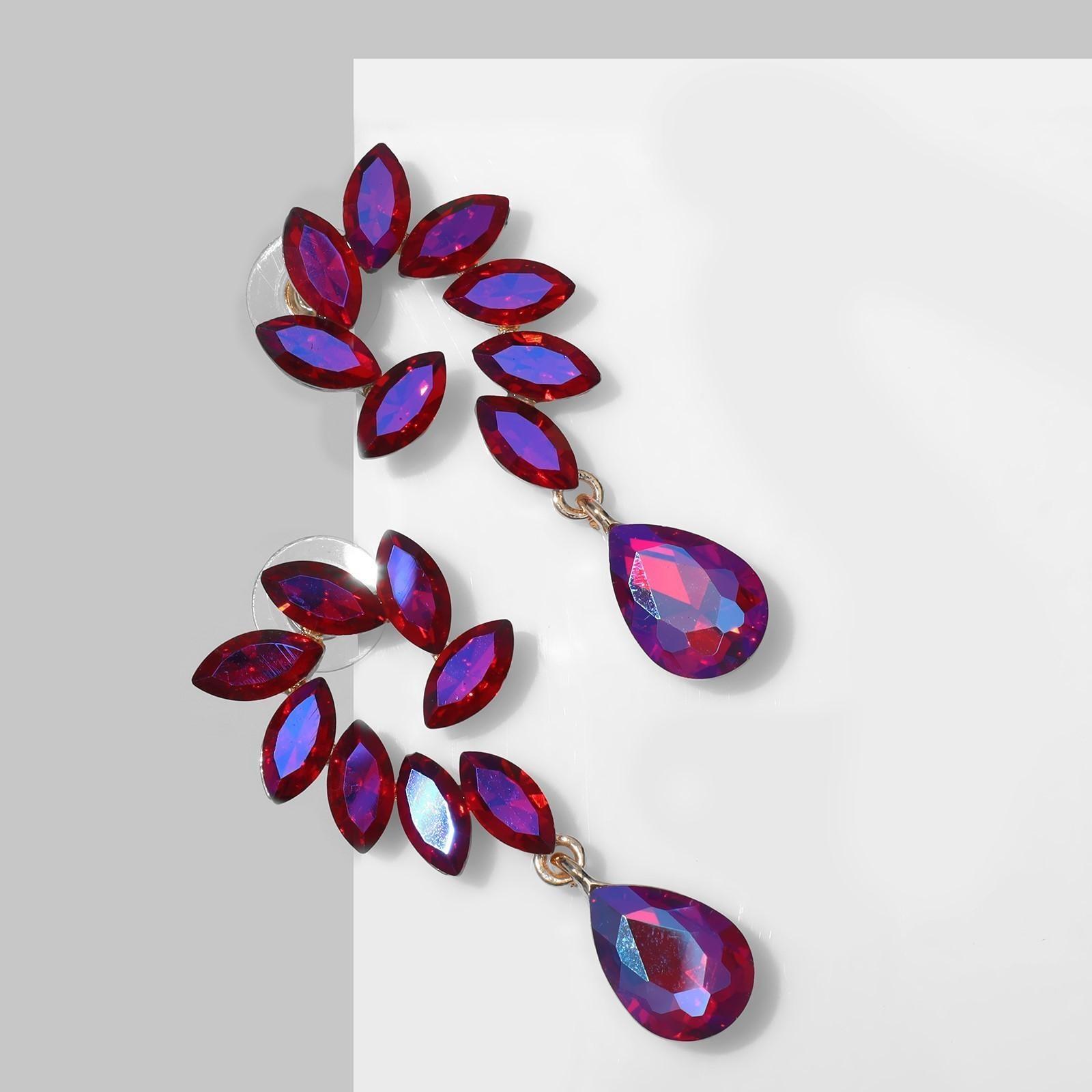 Серьги со стразами 