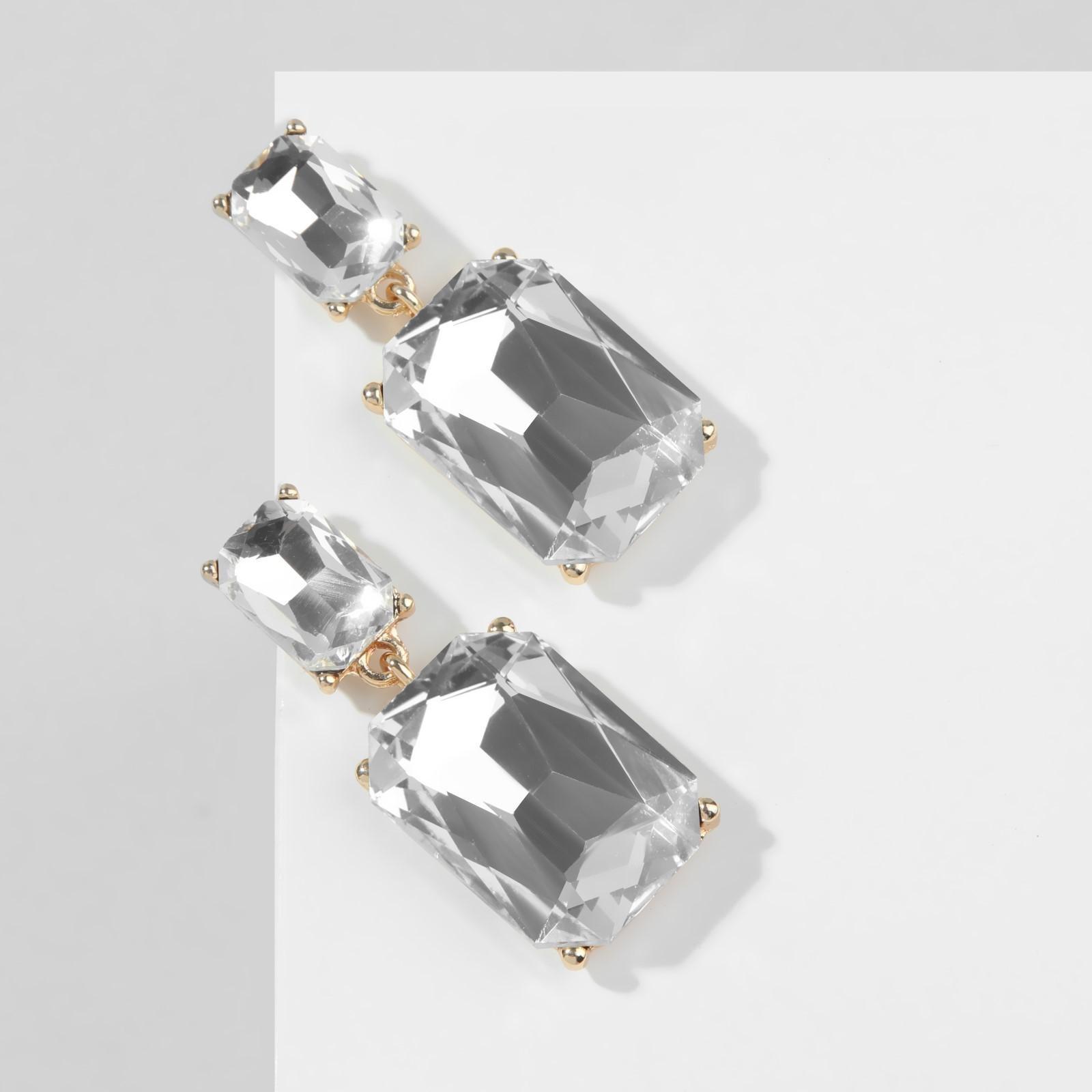 Серьги со стразами 