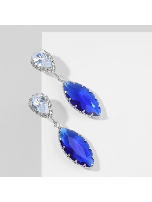 Серьги со стразами 