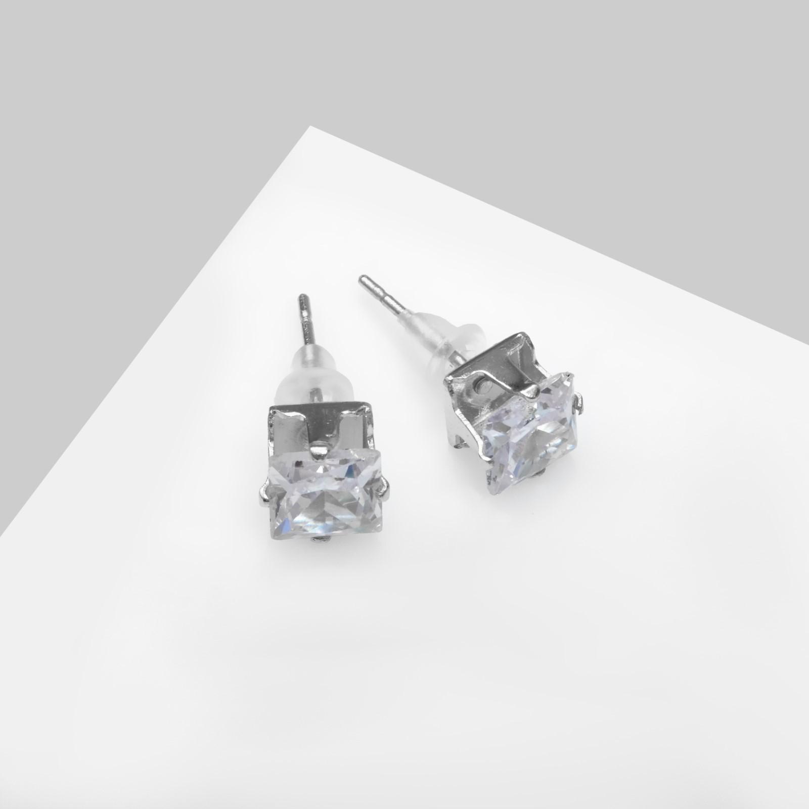 Серьги со стразами 