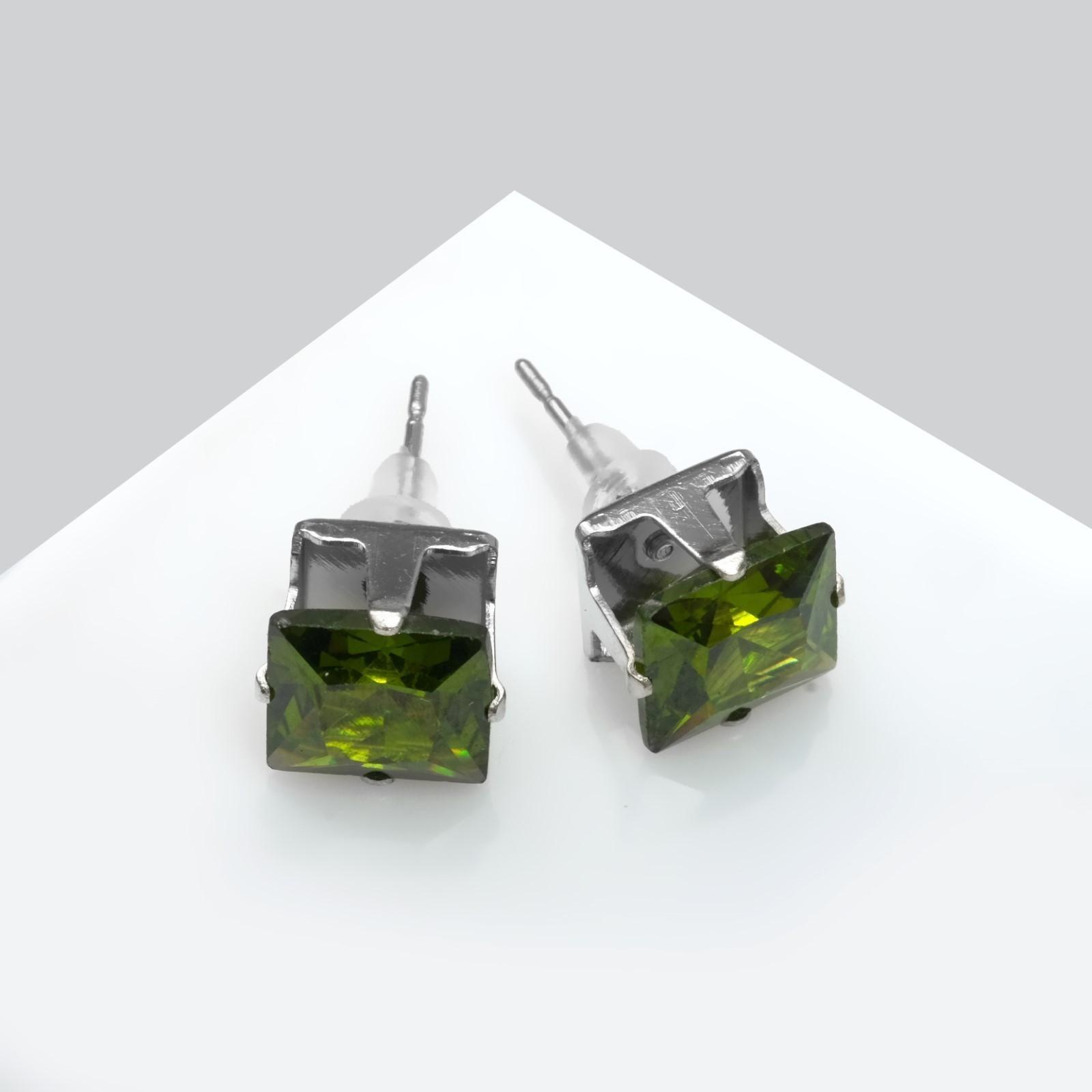 Серьги со стразами 