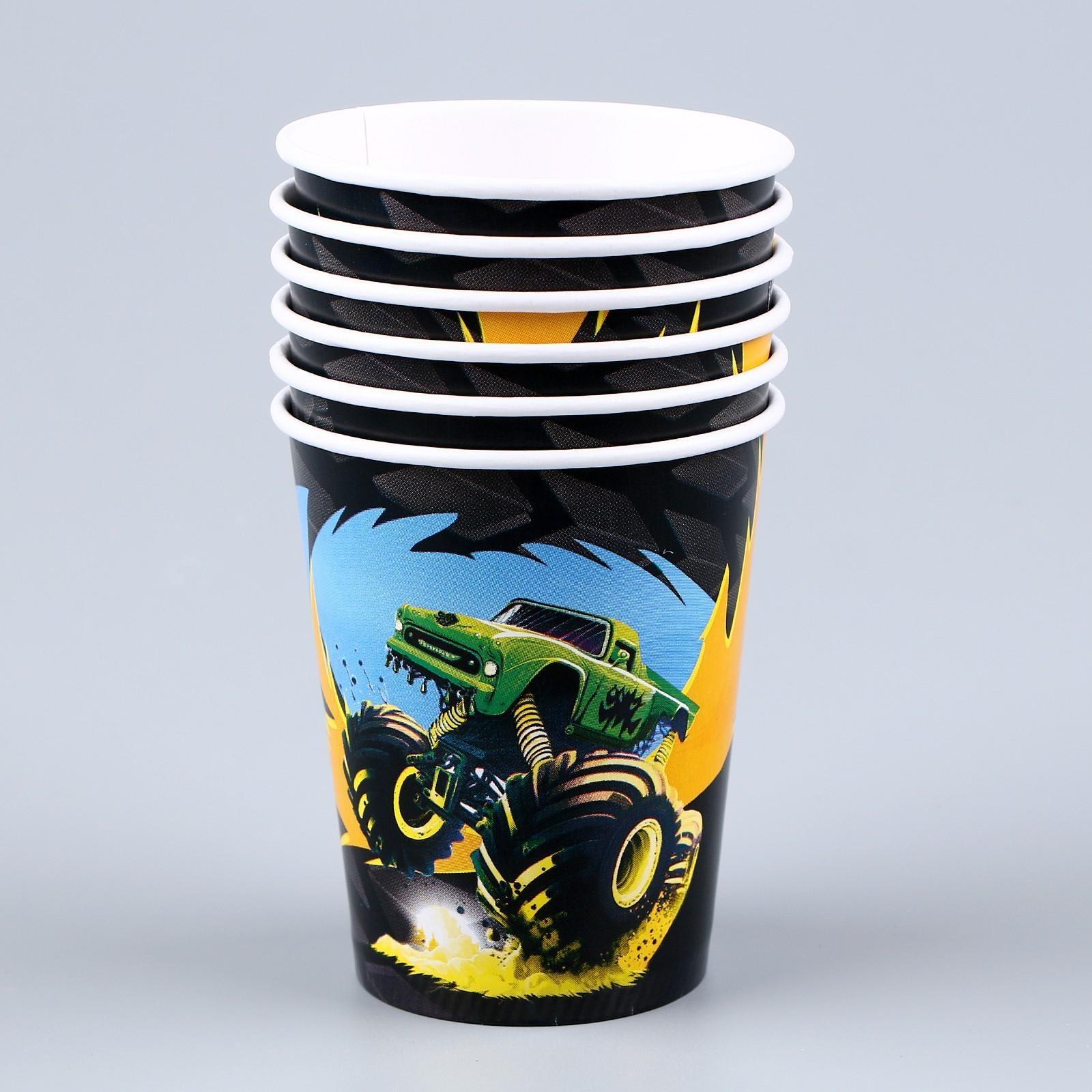 Набор бумажной посуды «Тачка»: 6 тарелок, 1 гирлянда, 6 стаканов, 6 колпаков