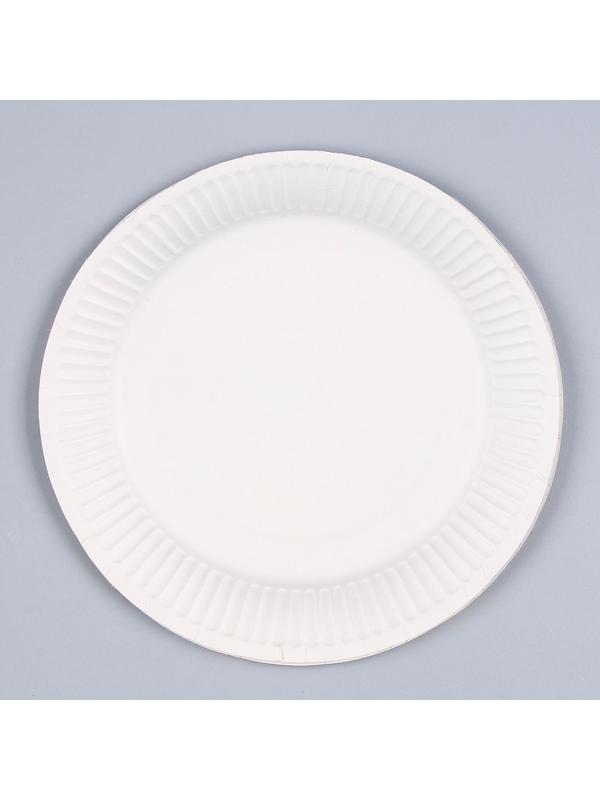 Набор бумажной посуды «Зайка»: 6 тарелок, 1 гирлянда, 6 стаканов