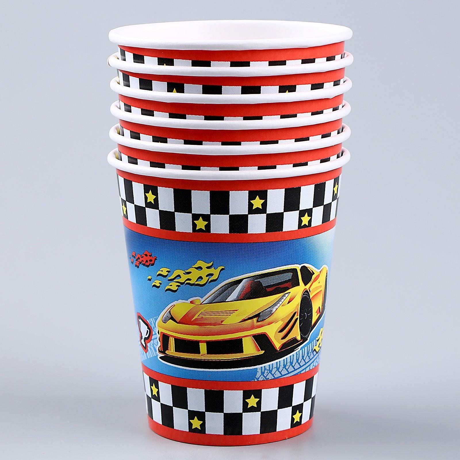 Набор бумажной посуды «Машины»: 6 тарелок, 1 гирлянда, 6 стаканов, 6 колпаков