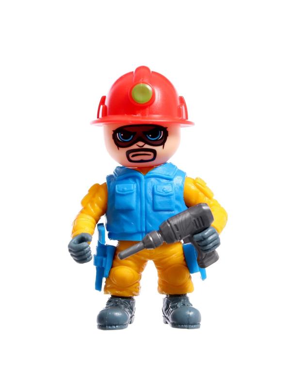Фигурка «Строитель», МИКС