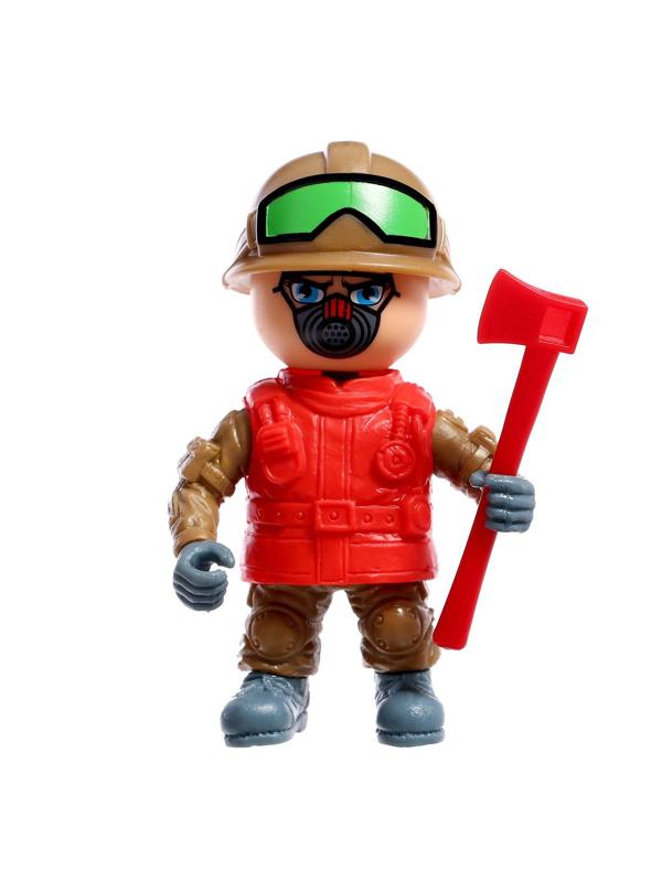 Фигурка «Пожарный», МИКС