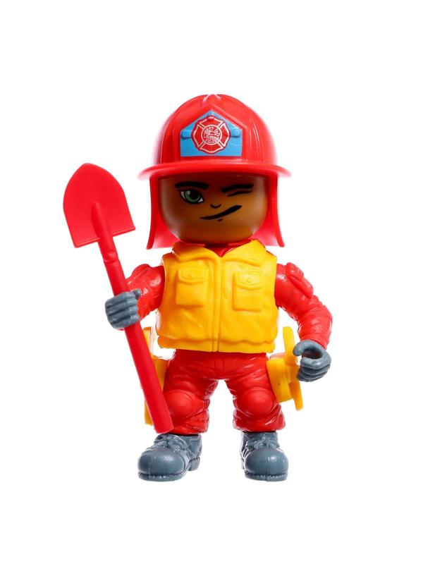Фигурка «Пожарный», МИКС