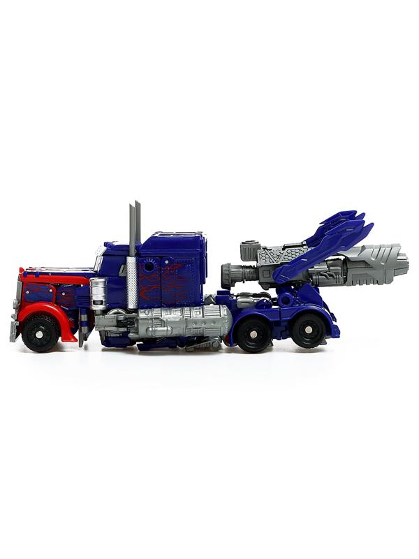 Робот «Автобот», трансформируется, с оружием, цвет синий