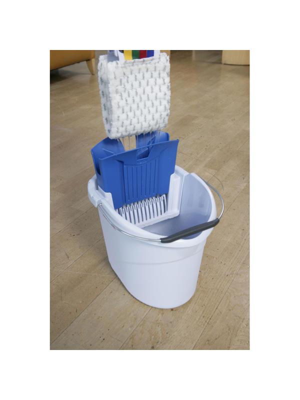 Комплект для уборки УльтраСпидМини(ведро10л+отжим+фл34см+Моп)Vileda142985