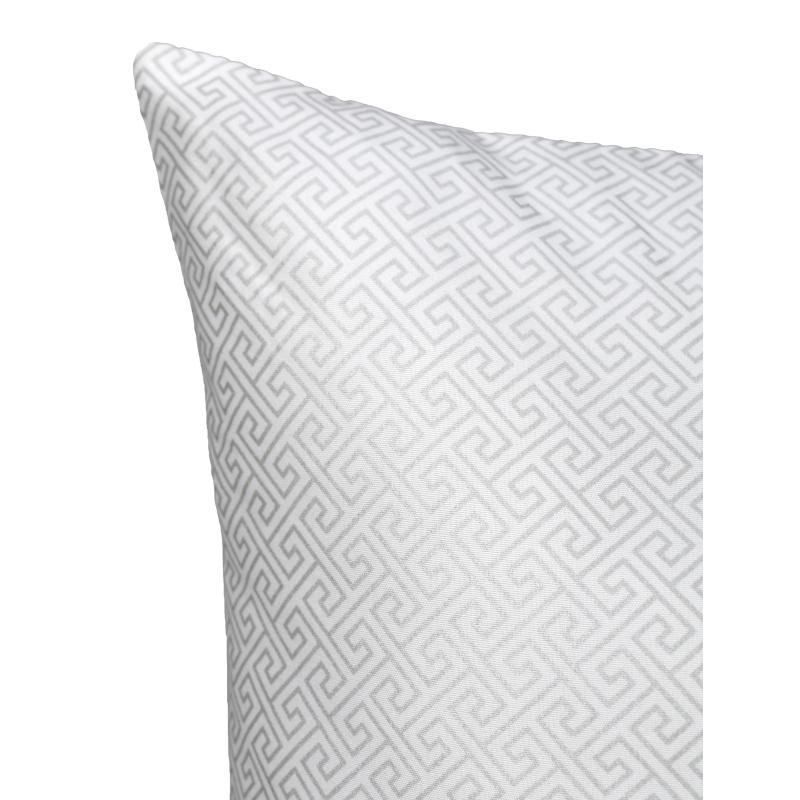 Подушка 60х60, 100% п/э, синтепон