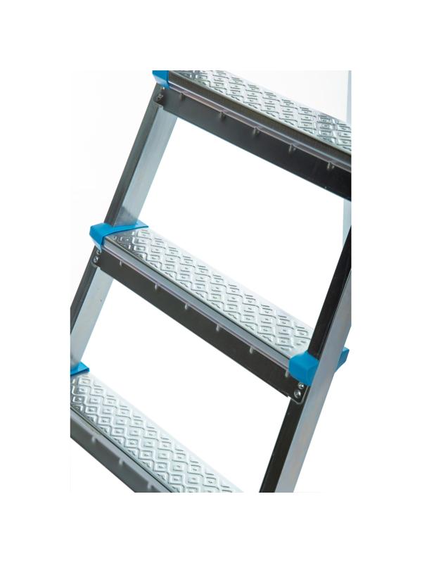 Стремянка 3 ступени, сталь (711-3)