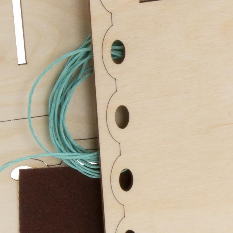 Конструктор из дерева.Кормушка для птиц Птички-невелички Фн-019