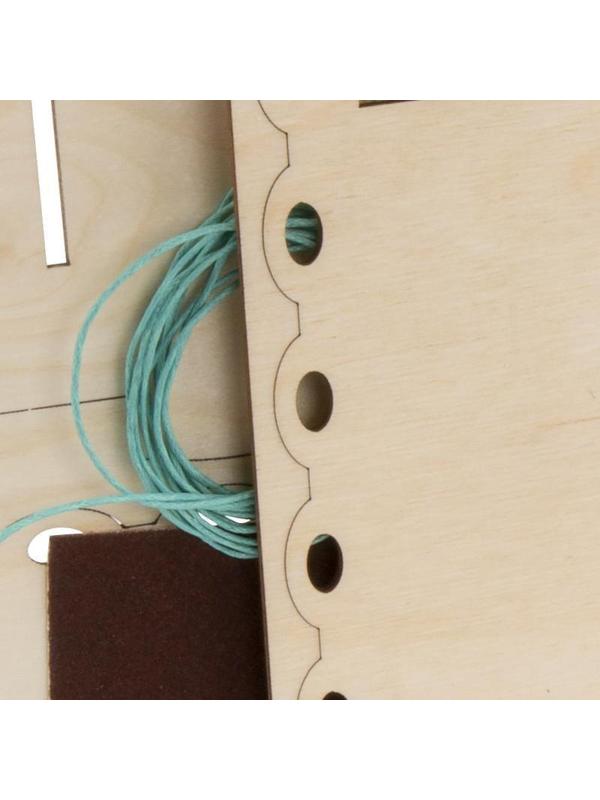 Конструктор из дерева.Кормушка для птиц Птички-невелички Фн-019