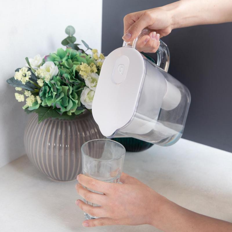 Фильтр -кувшин для очистки воды БАРЬЕР Аляска XS 2,5 л, цвет белый