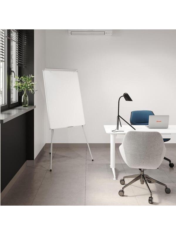 Флипчарт магнитно-маркерный 70х100 см на треноге Attache рама аллюмин