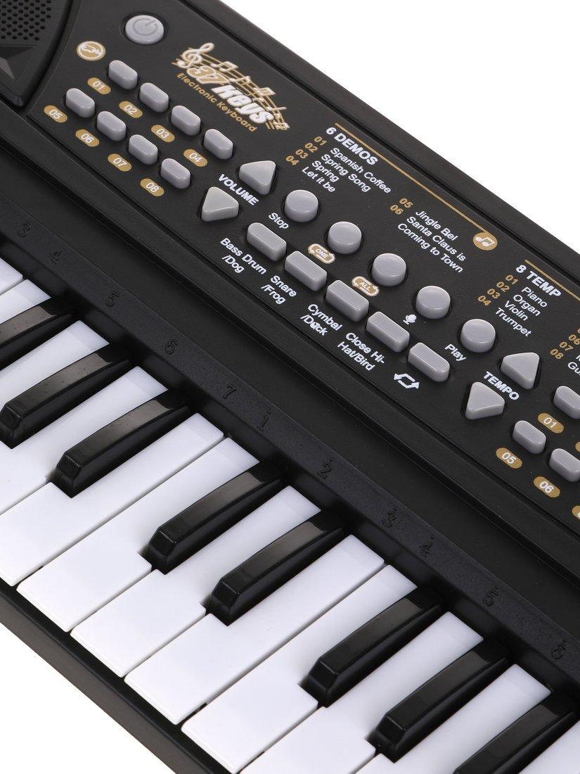 Музыкальный инструмент: Синтезатор, звук, 37 клавиш, микрофон, USB кабель, эл.
пит. ААх4 не вх. в комплект, коробка