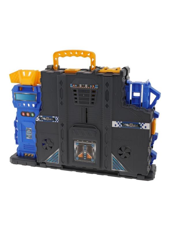 Игровой набор Паркинг, в комплекте: деталей 7шт., транспорт 2шт., наклейка,
чемодан