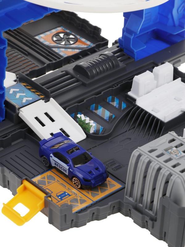 Игровой набор Паркинг, в комплекте: деталей 7шт., транспорт 2шт., наклейка,
чемодан