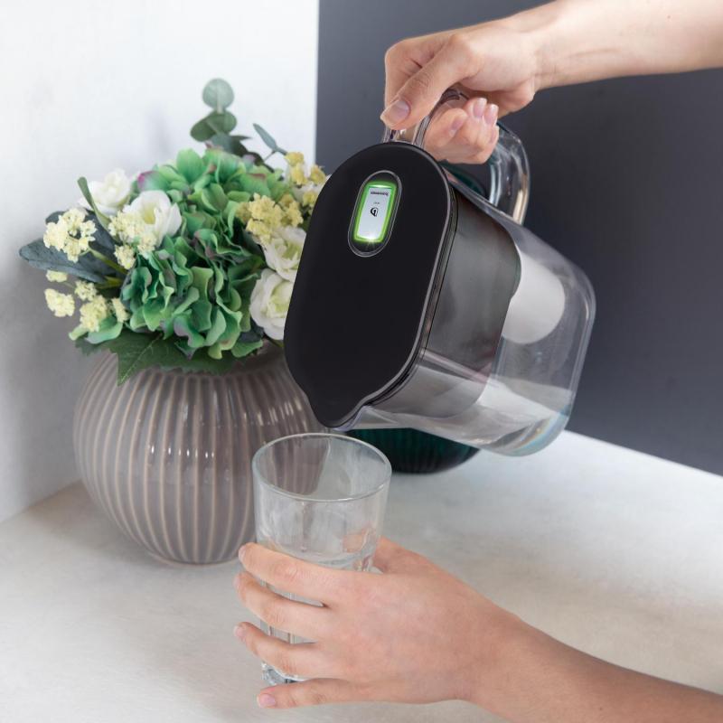 Фильтр -кувшин для очистки воды БАРЬЕР Токио XS, 2,5 л, цвет черный