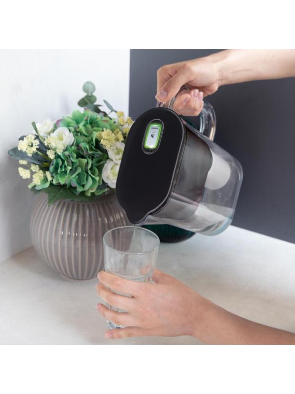 Фильтр -кувшин для очистки воды БАРЬЕР Токио XS, 2,5 л, цвет черный